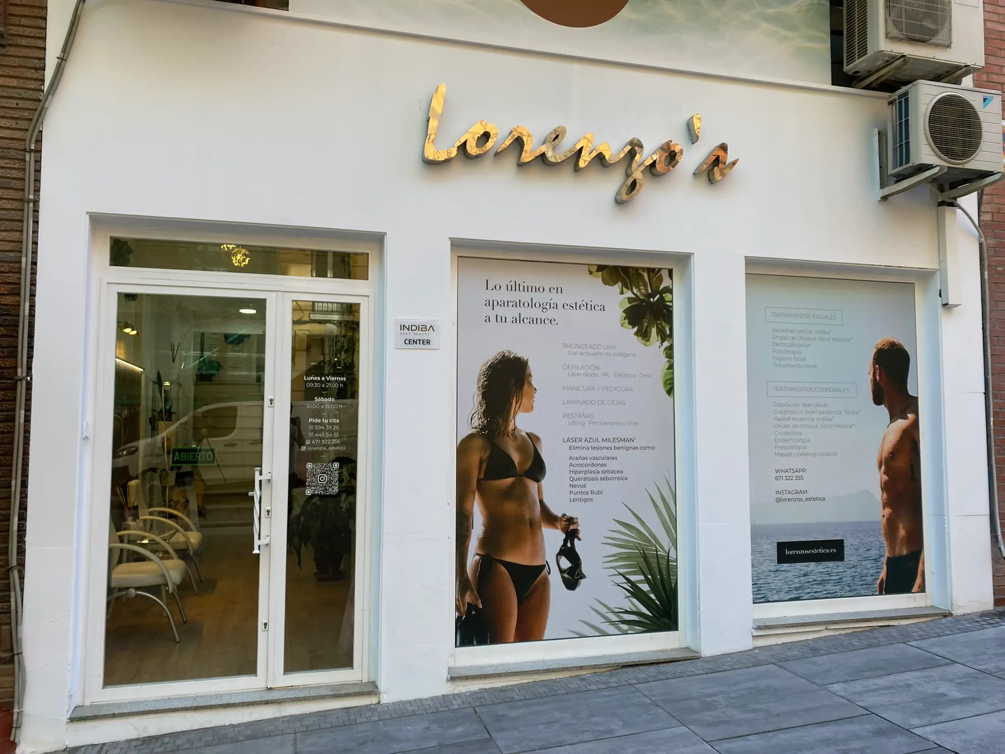 escaparate-y-acceso-lorenzos-estetica